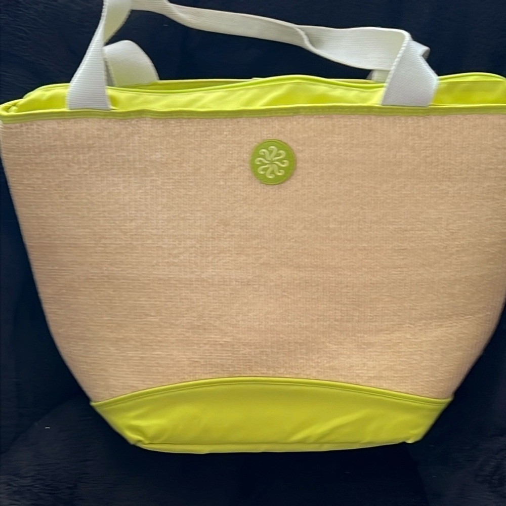 LIME GREAN AND BEIGE BASKET WEAVE COOLER BAG